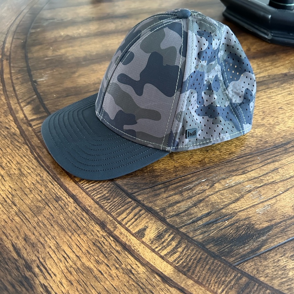 Melin Black and Gray Patterned Cap
